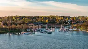 Przystań Nautica i kwietniowy zachód słońca z drona - zdjęcie 31