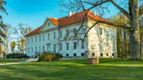 Wiosenne kadry przy pałacu Nakomiady, kwiecień 2026