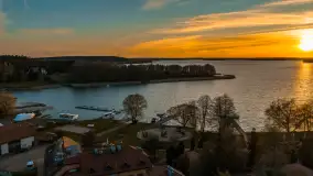 Wiosenny zachód słońca nad jeziorem Święcajty w Ogonkach - zdjęcie 23