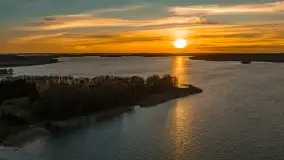 Wiosenny zachód słońca nad jeziorem Święcajty w Ogonkach - zdjęcie 11