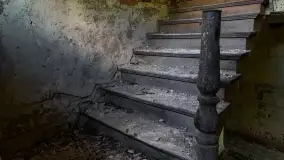 Jak zapomniany dwór w Filipówce znika na oczach Mazur - zdjęcie 12