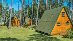 Resort Niegocin, port partnerski Mazury24 w sezonie 2026 z lotu ptaka - zdjęcie 14