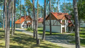 Resort Niegocin, port partnerski Mazury24 w sezonie 2026 z lotu ptaka - zdjęcie 15