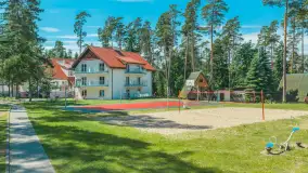 Resort Niegocin, port partnerski Mazury24 w sezonie 2026 z lotu ptaka - zdjęcie 16