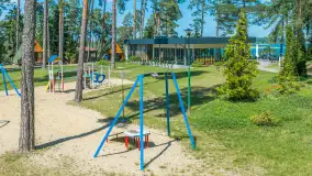 Resort Niegocin, port partnerski Mazury24 w sezonie 2026 z lotu ptaka - zdjęcie 40