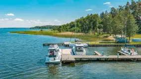 Resort Niegocin, port partnerski Mazury24 w sezonie 2026 z lotu ptaka - zdjęcie 29