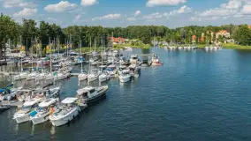 Zatoka Tracz, jezioro Kisajno i port Stranda, lipiec 2026 r. - zdjęcie 18