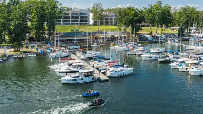 Zatoka Tracz, jezioro Kisajno i port Stranda, lipiec 2026 r.