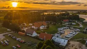 Zachód słońca nad jeziorem Górkło, Marina Górkło, lipiec 2026 r. - zdjęcie 6