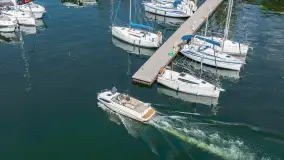 Bayliner VR6 z floty MazuryMyLove — nowoczesna motorówka z Giżycka - zdjęcie 16
