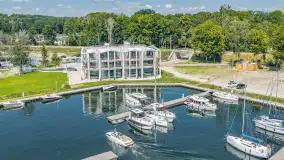 Bayliner VR6 z floty MazuryMyLove — nowoczesna motorówka z Giżycka - zdjęcie 17
