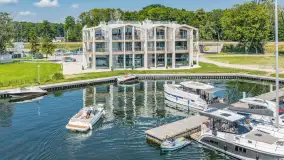 Bayliner VR6 z floty MazuryMyLove — nowoczesna motorówka z Giżycka - zdjęcie 18