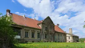 Dwór w Brzeźnicy