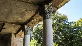 Ruiny pałacu w Dąbrówce Nowej