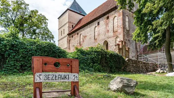 Kościół w Bezławkach