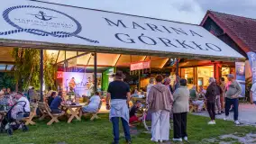 Południe sezonu 2026 w Marinie Górkło