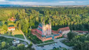 Barokowe Sanktuarium Maryjne w Świętej Lipce z lotu ptaka, sierpień 2026 r. - zdjęcie 36