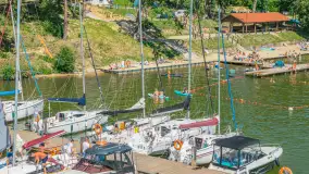 Port Wodnik nad jeziorem Nidzkim z lotu ptaka, sierpień 2026 r. - zdjęcie 22