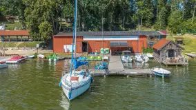 Port Wodnik nad jeziorem Nidzkim z lotu ptaka, sierpień 2026 r. - zdjęcie 37