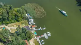 Port Wodnik nad jeziorem Nidzkim z lotu ptaka, sierpień 2026 r. - zdjęcie 44