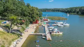 Port Wodnik nad jeziorem Nidzkim z lotu ptaka, sierpień 2026 r. - zdjęcie 42