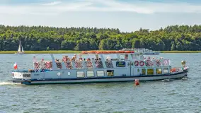Sierpniowy ruch na jeziorach Mikołajskie i Śniardwy - zdjęcie 39