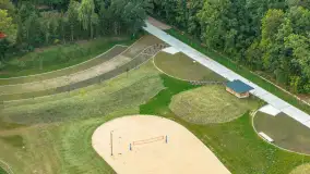 Śledzimy budowę nowego portu w Rucianem-Nidzie, wrzesień 2026 r. - zdjęcie 44