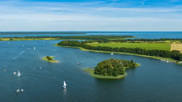 Bełdany i Mikołajskie z lotu ptaka, sierpień 2026 r.