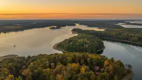 Jesienny zachód słońca nad Łabędzim Ostrowiem, październik 2026 r. - zdjęcie 2