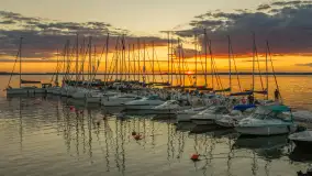 Wrześniowy zachód słońca nad Darginem, port Dziki Harsz