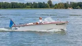 Rejsy luksusowymi jachtami motorowymi - zdjęcie 42