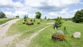 Zdjęcia: Malownicza i funkcjonalna plaża z czynu społecznego - zdjęcie 8