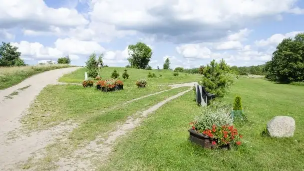 Zdjęcia: Malownicza i funkcjonalna plaża z czynu społecznego - zdjęcie 8