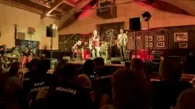 Zdjęcia: Tawerna Albatros wypełniła się po brzegi - zdjęcie 3