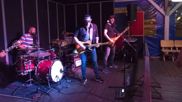 Zdjęcia: Taneczna zabawa w Stanicy Wodnej Stranda - zdjęcie 7