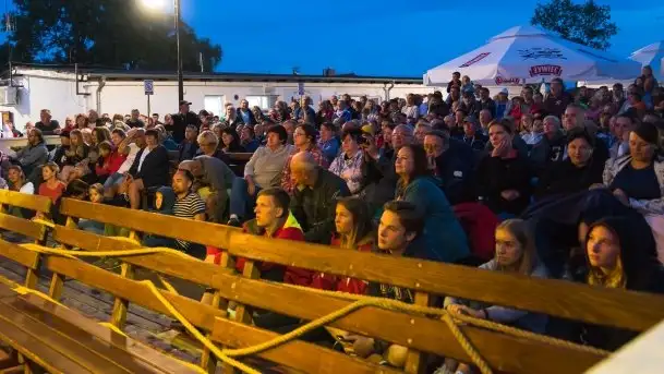 Zdjęcia: Z każdą kolejną piosenką brawa stawały się coraz gorętsze - zdjęcie 1