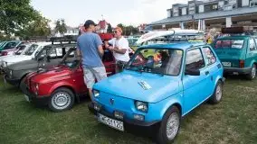 Zdjęcia:  Zlot "maluchów" w Giżycku. Nie ma klimy, ale jest klimat - zdjęcie 34