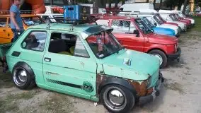 Zdjęcia:  Zlot "maluchów" w Giżycku. Nie ma klimy, ale jest klimat - zdjęcie 44