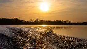 Jezioro Stręgiel skąpane w złocie zachodu słońca - zdjęcie 10