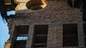 Niszczejąca perełka włoskiej architektury w Silginach - zdjęcie 33