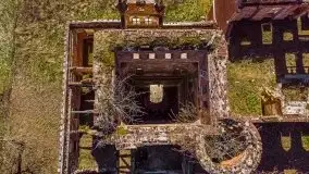 Zdjęcia: Pałac w Prośnie – monumentalna, romantyczna i tajemnicza ruina - zdjęcie 71