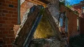 Zdjęcia: Pałac w Prośnie – monumentalna, romantyczna i tajemnicza ruina - zdjęcie 44