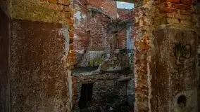 Zdjęcia: Pałac w Prośnie – monumentalna, romantyczna i tajemnicza ruina - zdjęcie 19