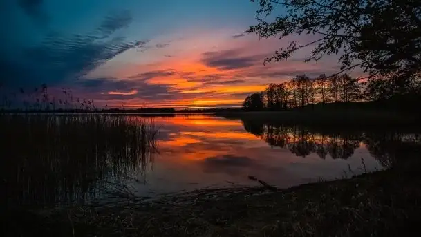 Zachód słońca nad jeziorem Tajty, 29 kwietnia 2020r.