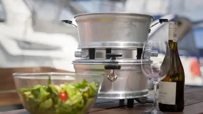 Zdjęcia: W Mikołajkach zamówisz posiłek z dostawą na jacht!