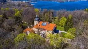 Jeden z piękniejszych pałaców na Mazurach - Łężany - zdjęcie 1