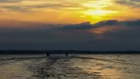 Zdjęcia: Poradnik motorowodny, skuterem i jachtem motorowym przez Mazury - jezioro Mamry - zdjęcie 13