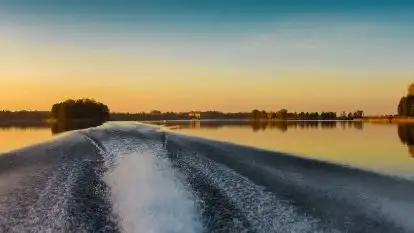 Zdjęcia: Poradnik - motorowodne Mazury - jezioro Tałty