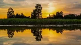 Zachód słońca, widok z wody na jezioro Święcajty - zdjęcie 3