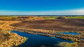 Jesień z lotu ptaka przy jeziorze Tałtowisko i kanale Grunwaldzkim - zdjęcie 26